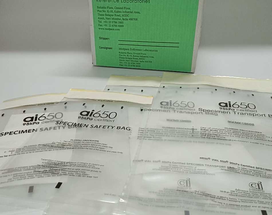 Biological 95kpa Specimen Transport Bag 100% LDPE Plastic Type