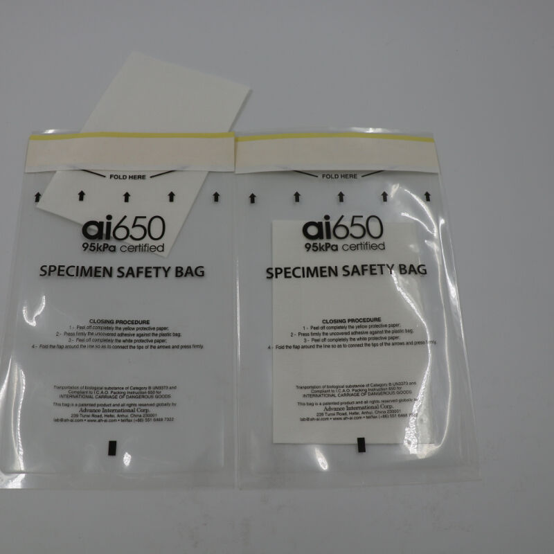 Medical Laboratory Absorbent Pocket Sleeve 4/7 Slotted, Disposable For Safe Sample Transportation
