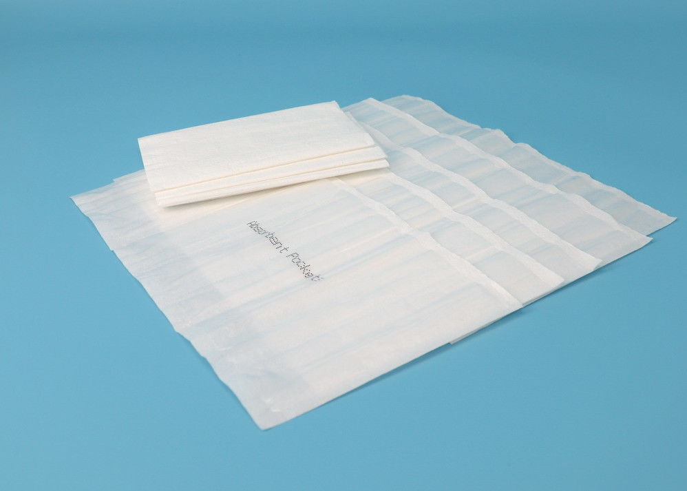 Lab Using Specimen Shipping Boxes For Special Sample Storage Or Transport